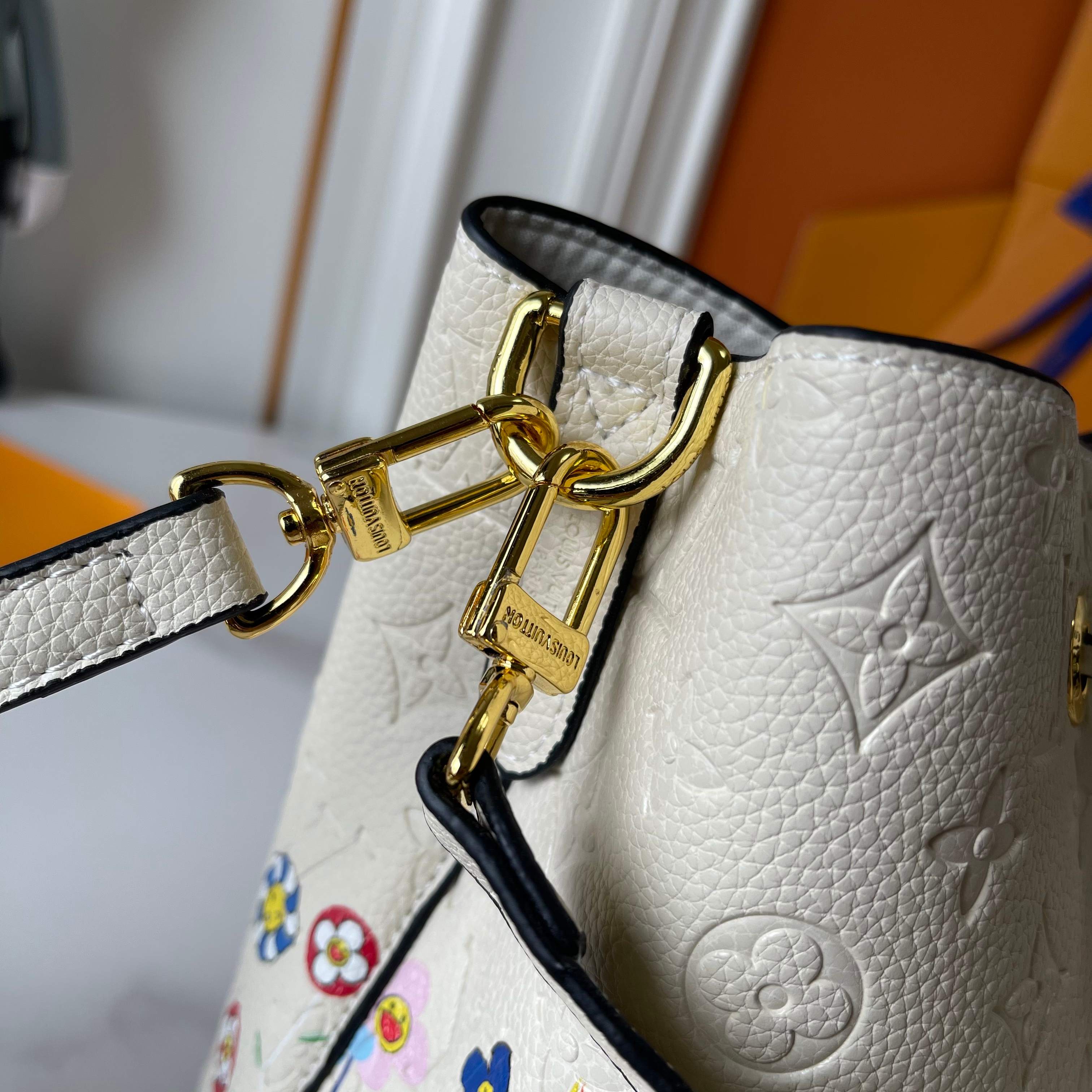 スーパーコピーバッグ国内発送対応N品安全必ず届く信用できるサイト